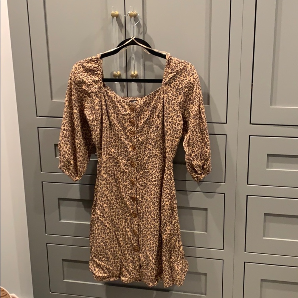 Angie - Leopard Dress